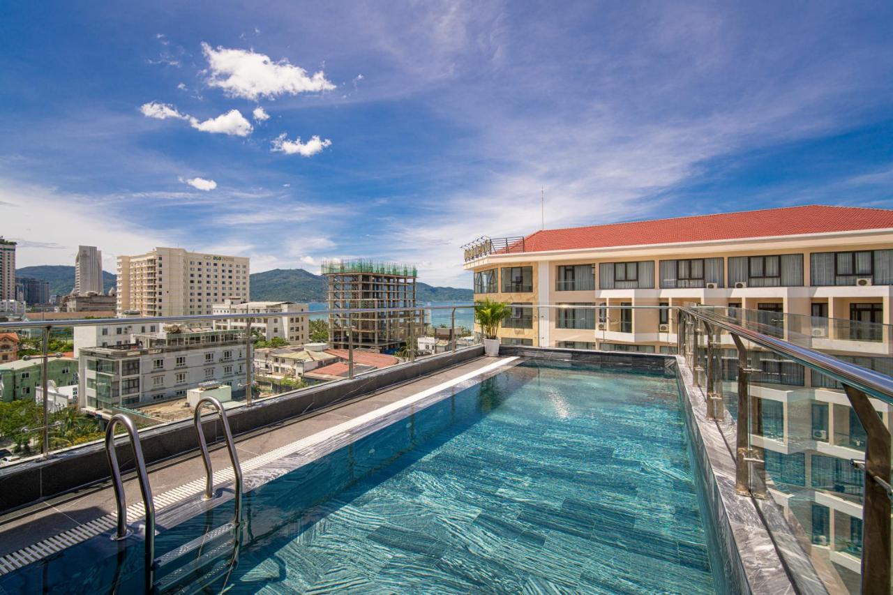 Sea Wind Hotel By Thg Da Nang Esterno foto