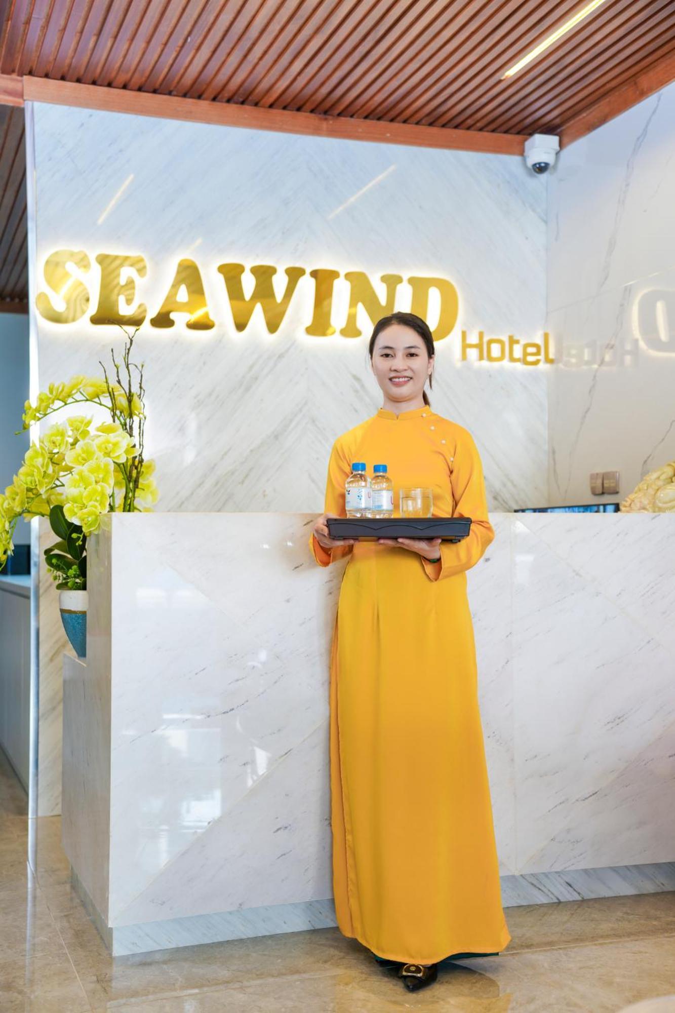 Sea Wind Hotel By Thg Da Nang Esterno foto