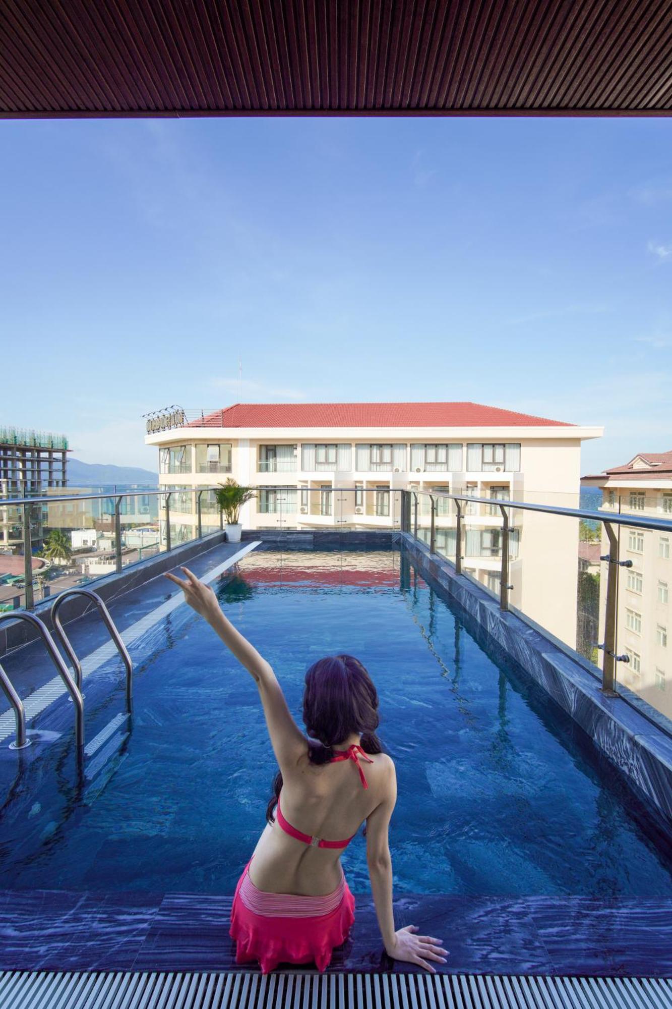 Sea Wind Hotel By Thg Da Nang Esterno foto